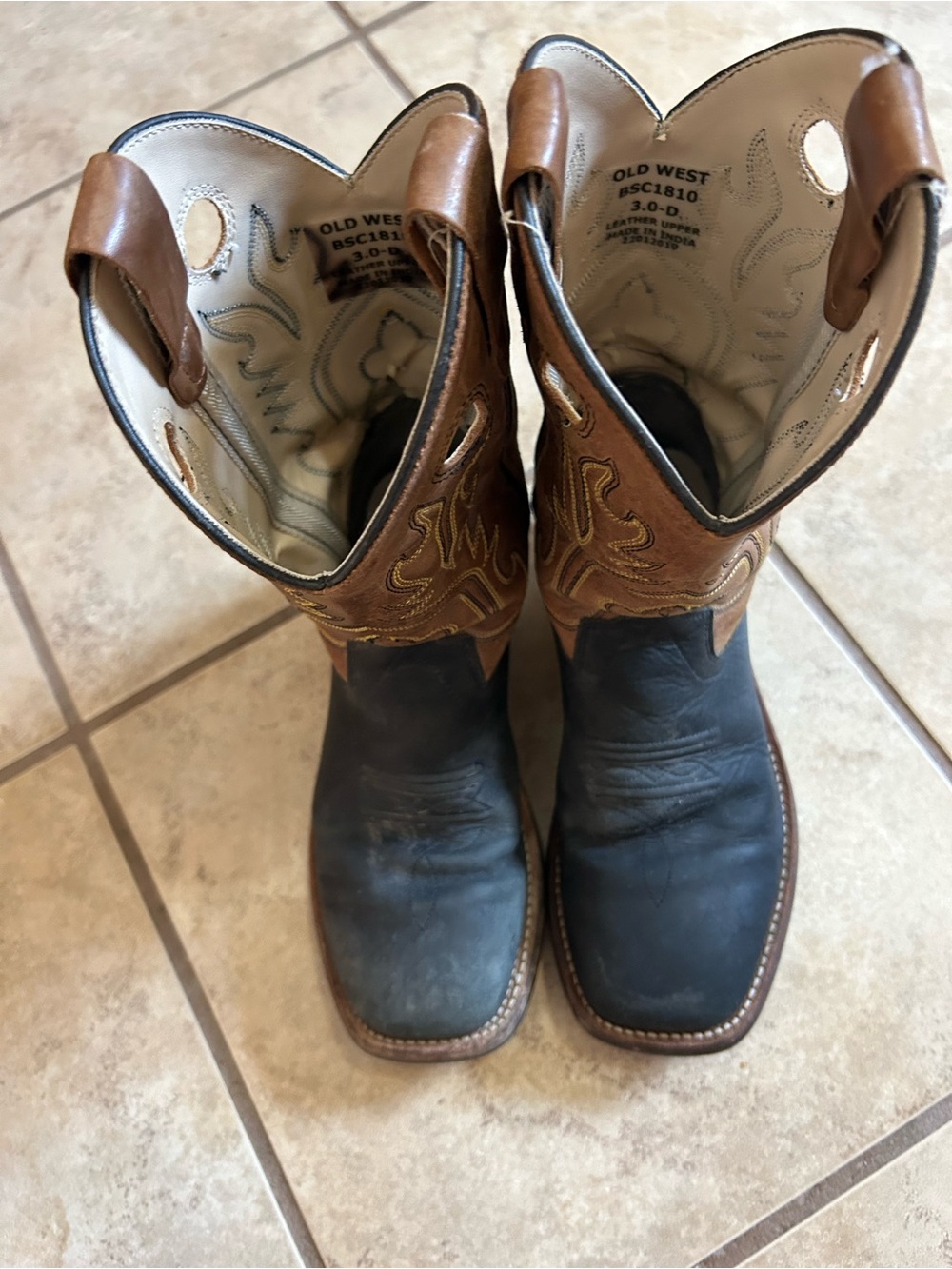Old West White and Brown Leather Cowboy Boots with Decorative Stitching